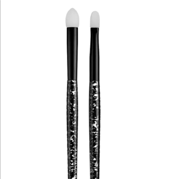 Sephora Give Me Glitter Eyeshadow Silicone Applicator Brush Set - Picture 2 of 4